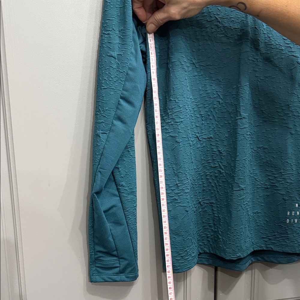 Nike Teal Dri-FIT Pullover - Picture 9 of 12